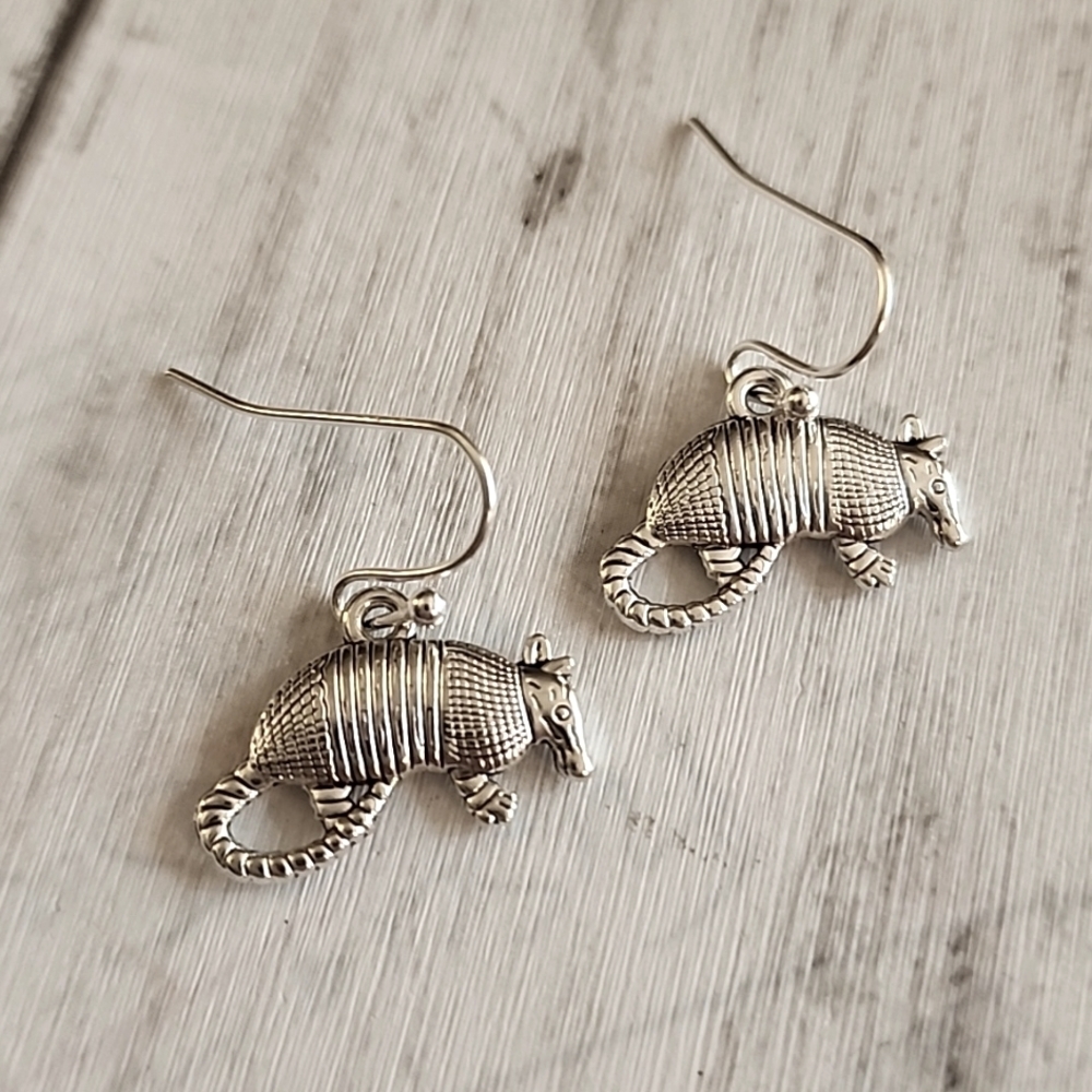 Armadillo  Earrings  tibeten charms 925 French Hooks ER